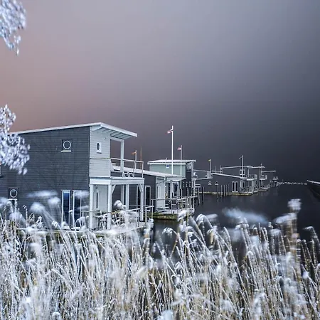 Im-jaich Wasserferienwelt 4* Lauterbach (Rugen)