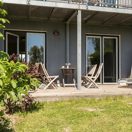 Im-jaich Wasserferienwelt 4* Lauterbach (Rugen)